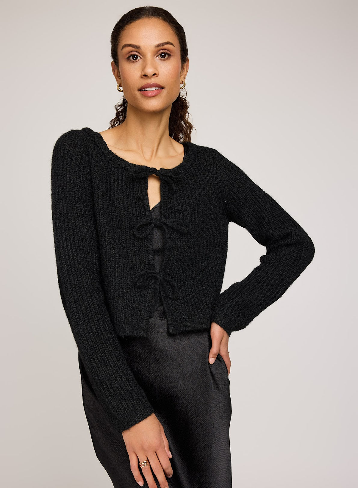 Shayla Sweater- BLACK