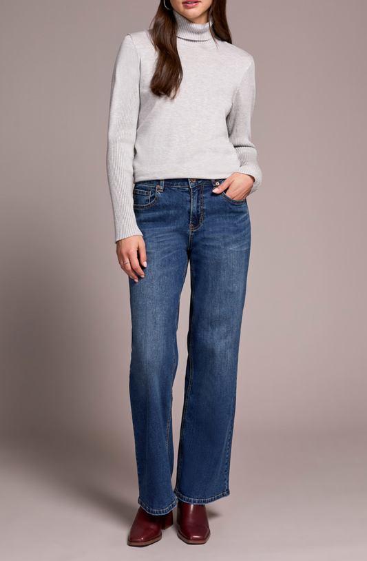 Sophia Curvy Hugging Jean