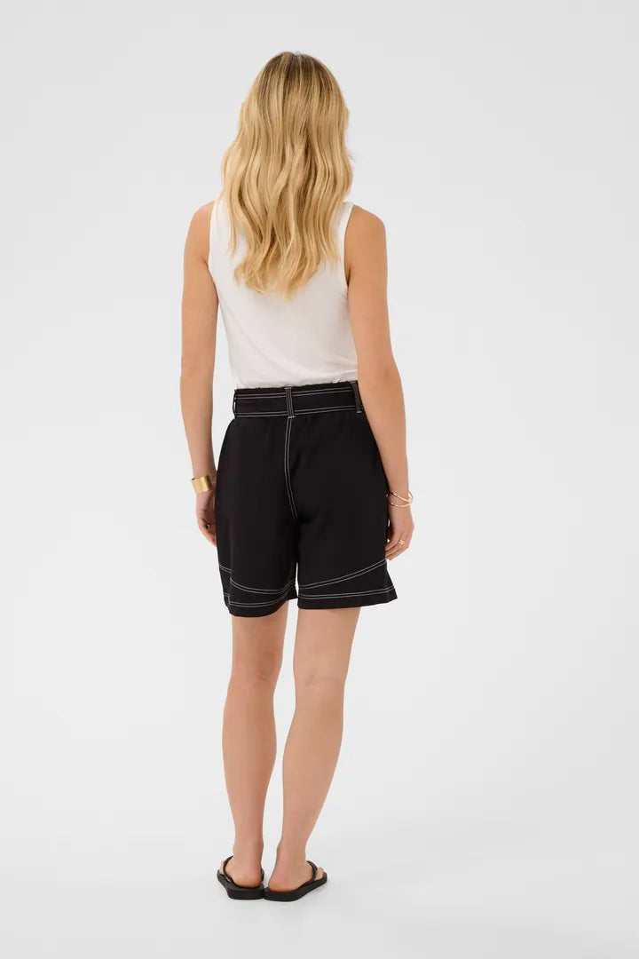 Linee Shorts