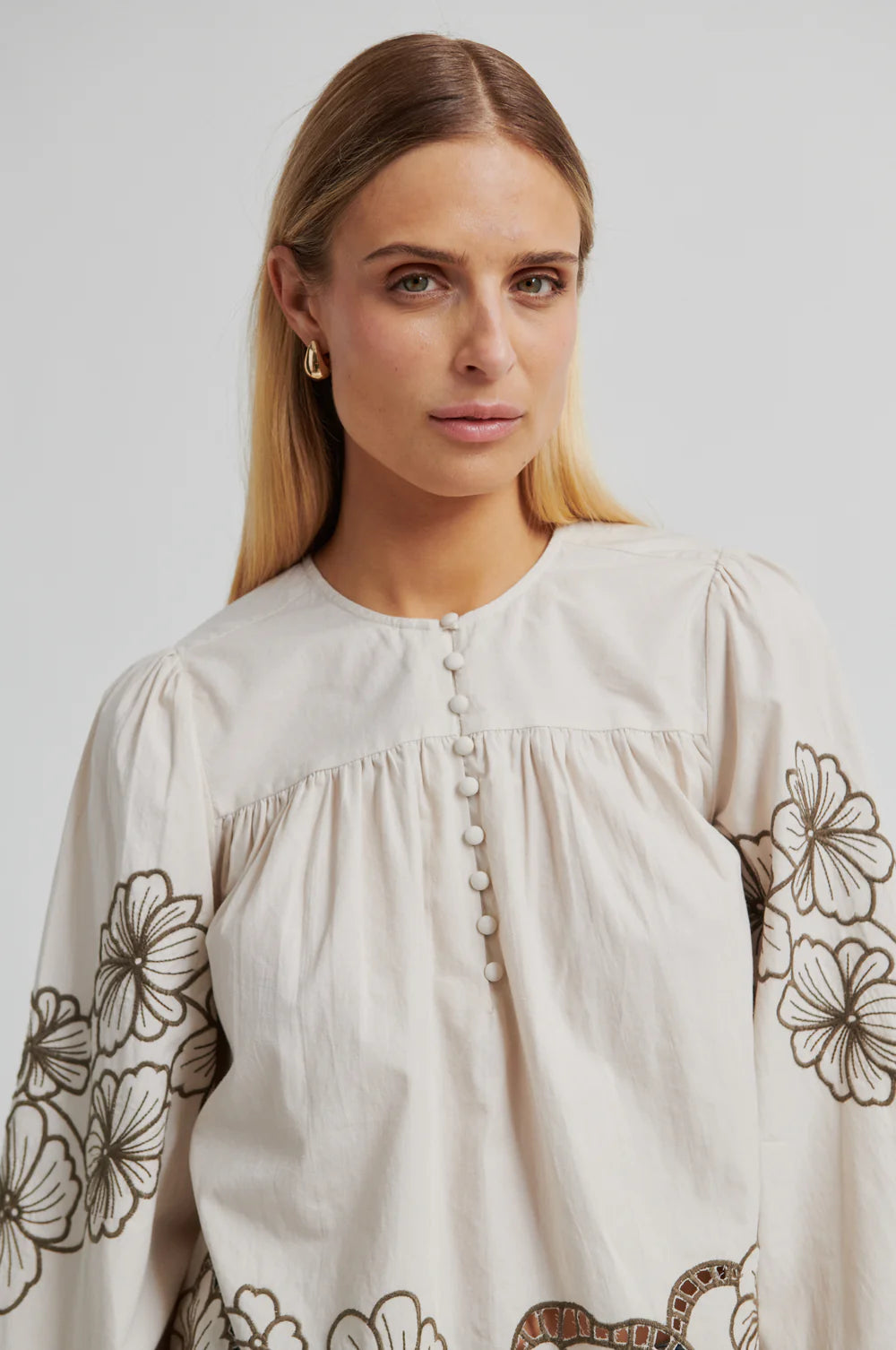 Elinor Blouse- SOFT BEIGE