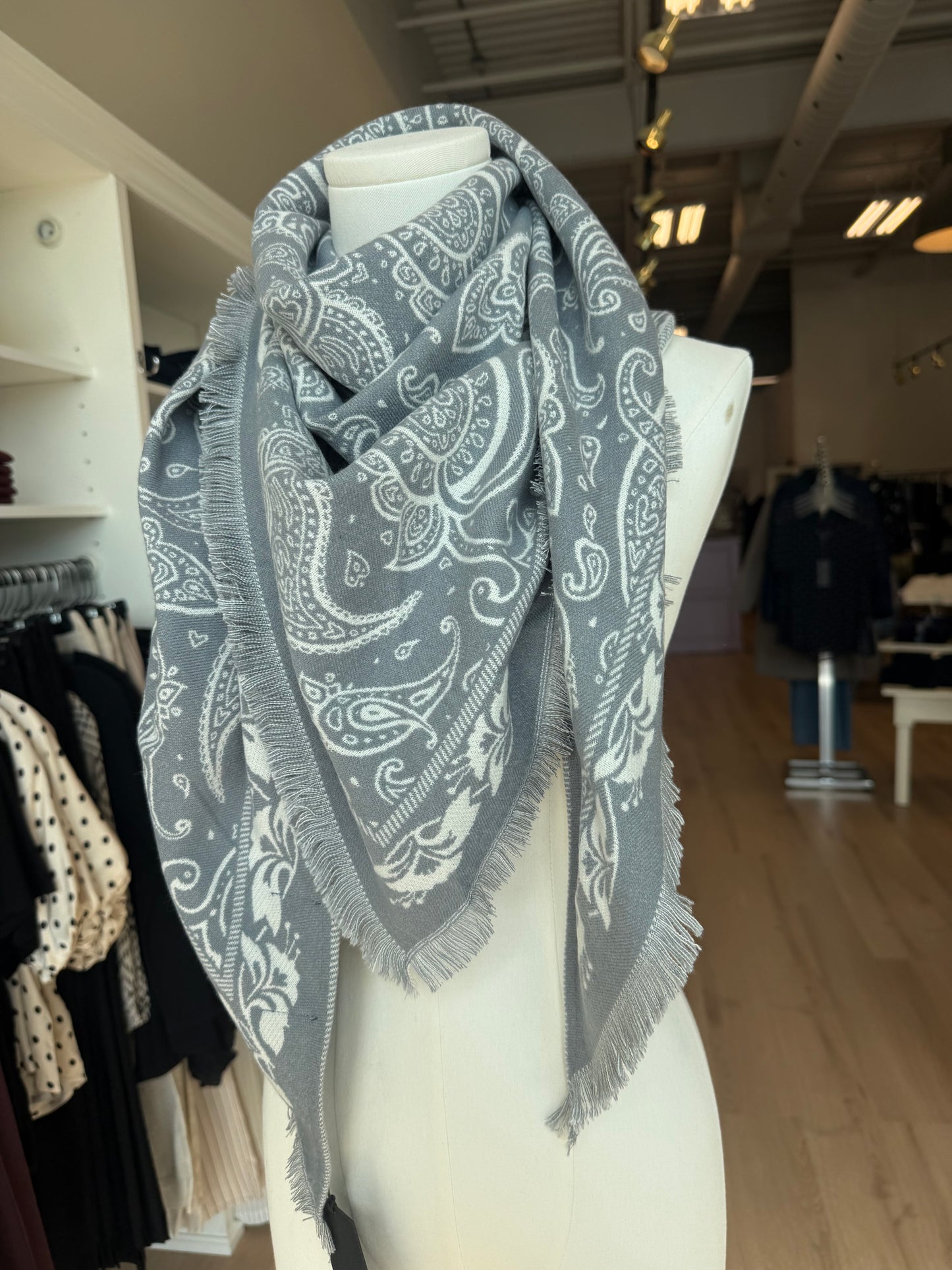 Jones Scarf- SILVER GREY