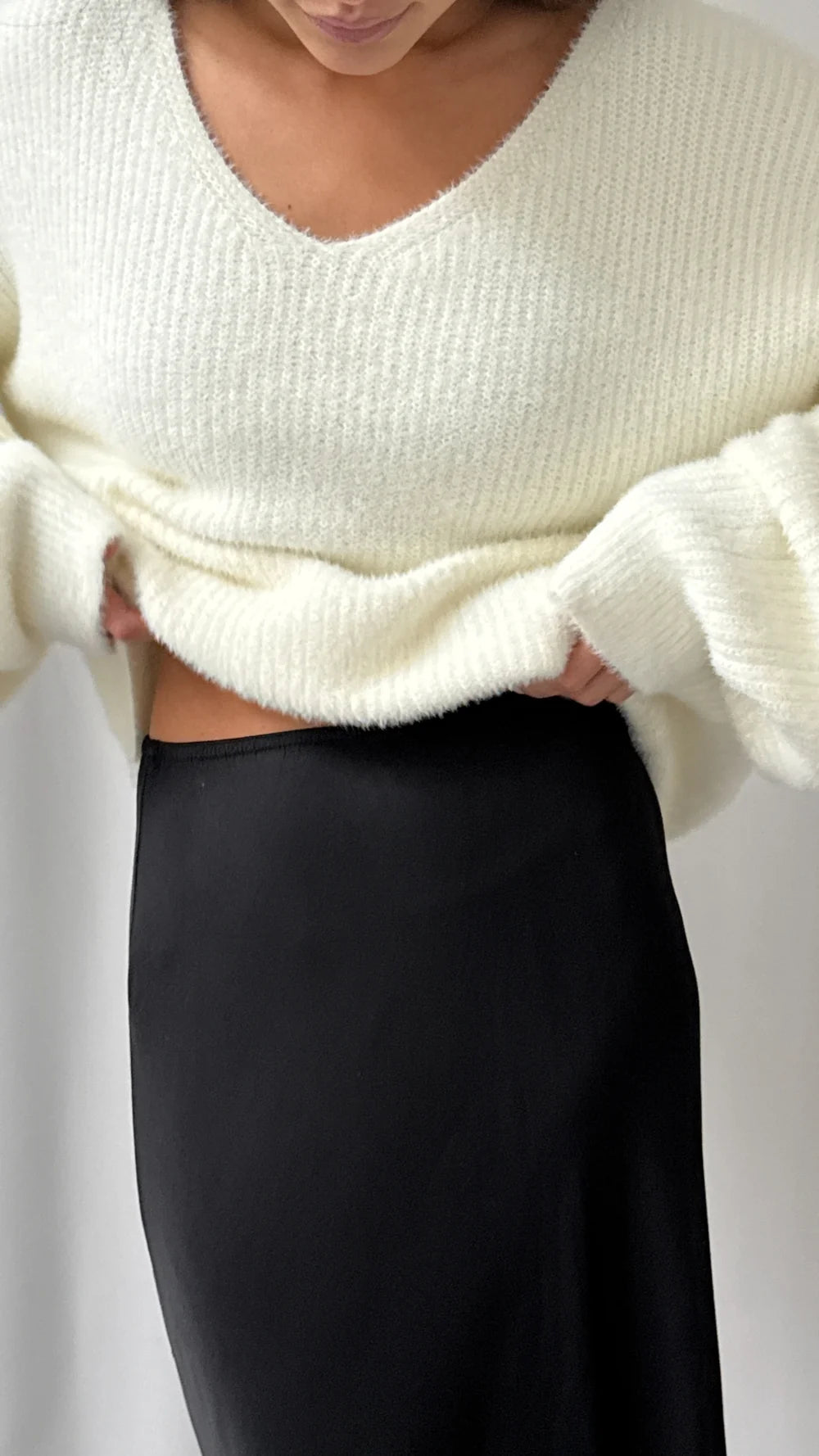 Jenny Sweater- OFF-WHITE