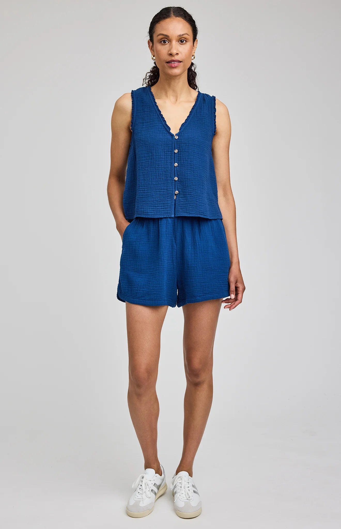 The Valeria Short