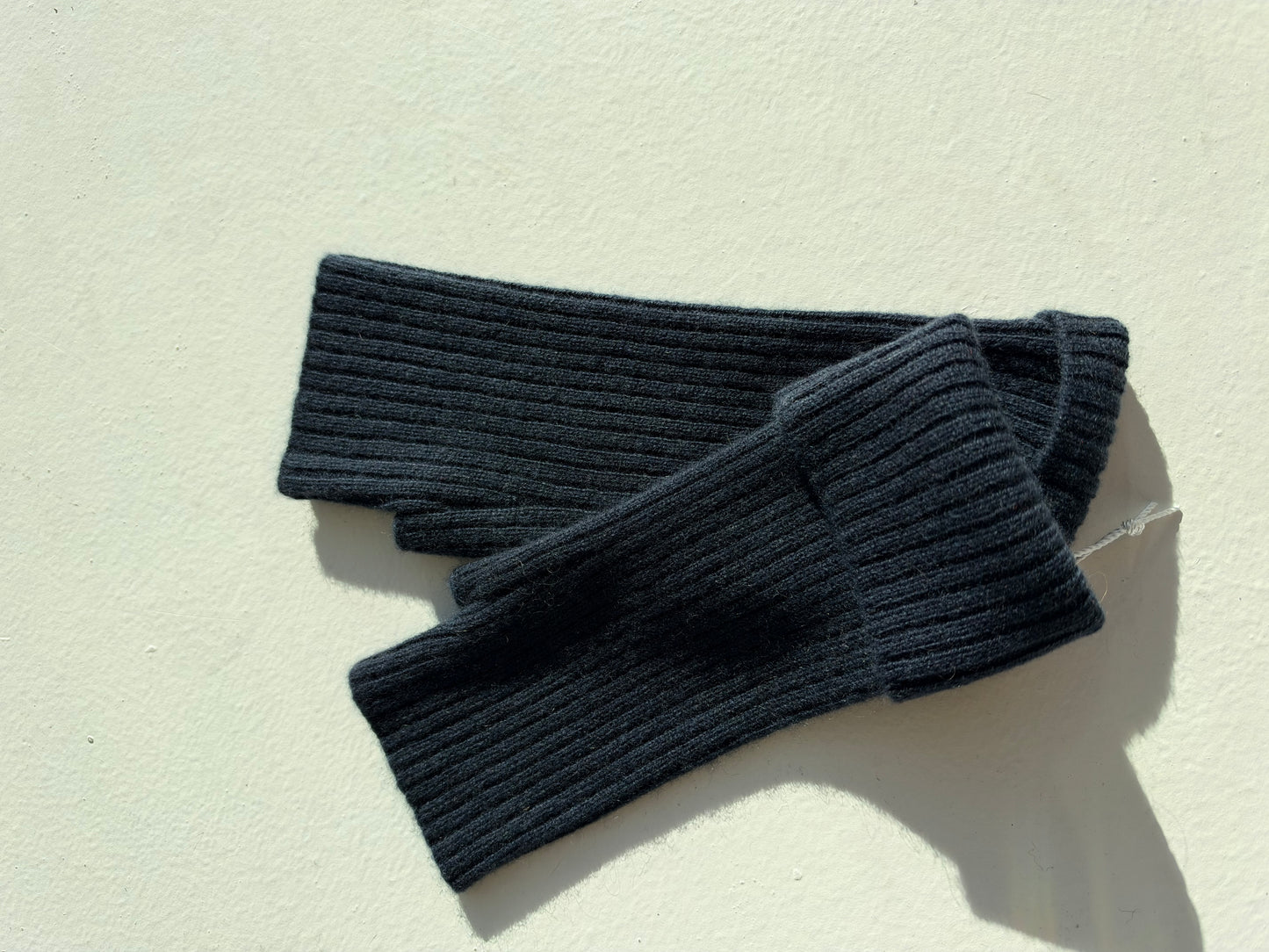 Dunn Gloves- INK BLUE