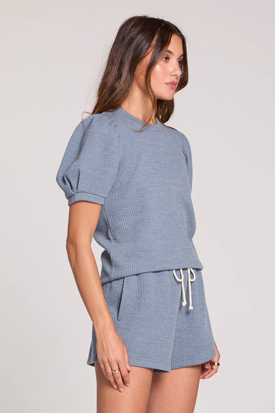 Valencia Pullover Tee
